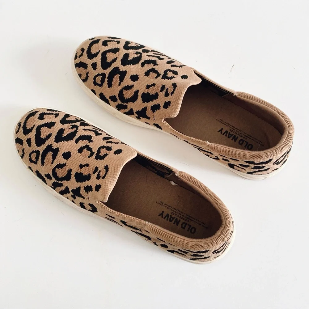 OLD NAVY Leopard Print Slip-On Shoes - Picture 4 of 7